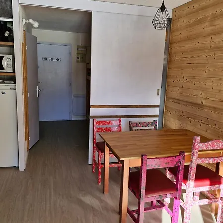 Cozy T1 With Balcony On The Snow Front Apartment Les Deux Alpes